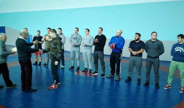 Нагородження переможців змагань в особистому заліку